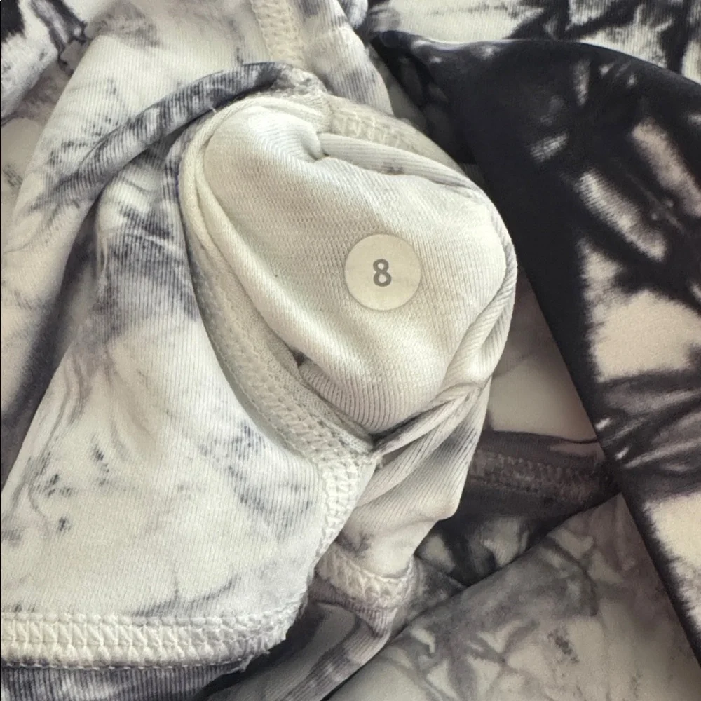 Lululemon Athletica Black and White Tie-Dye Leggings - Picture 4 of 4